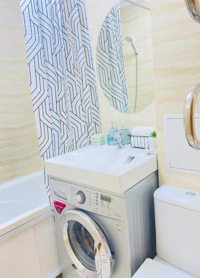 Like Home Apartments Timiryazev Street Almaty Ngoại thất bức ảnh
